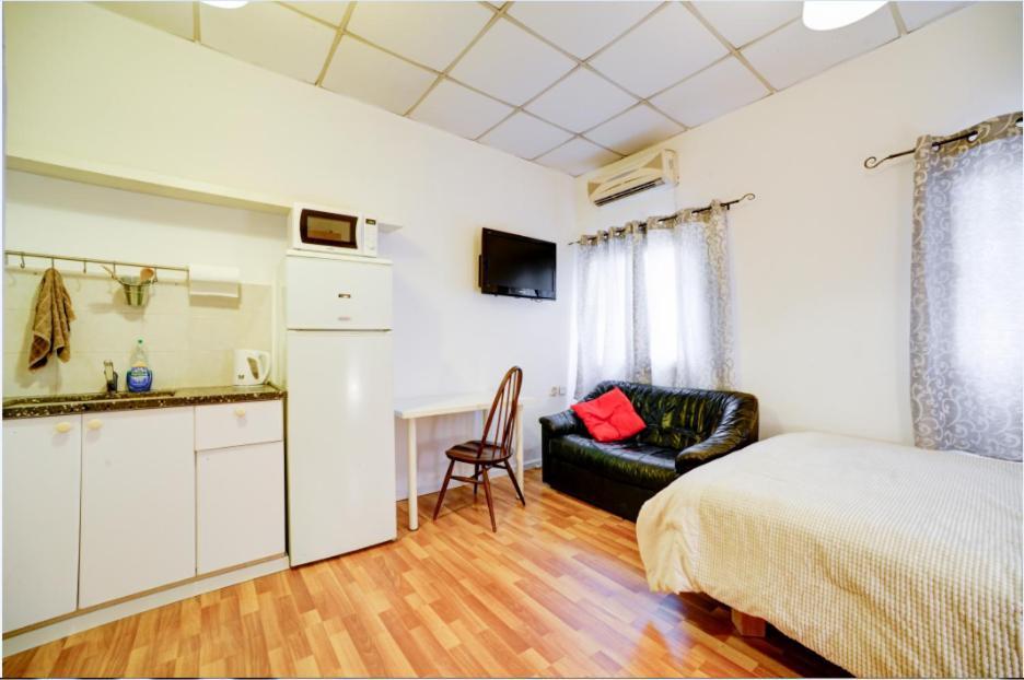 Tel Aviving - Apartments By The Beach Exterior photo
